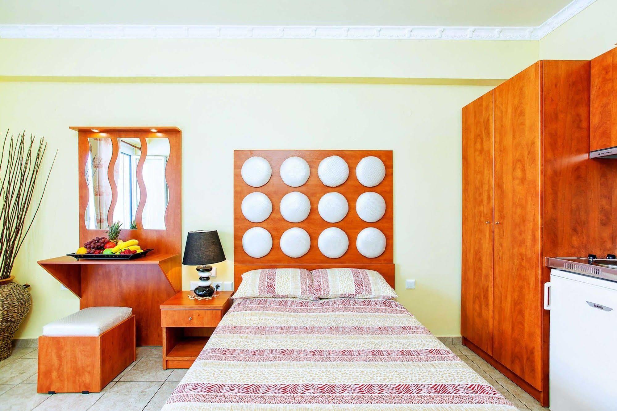 Casa Di Mare Poseidon Apartment Olympiakí Aktí Luaran gambar