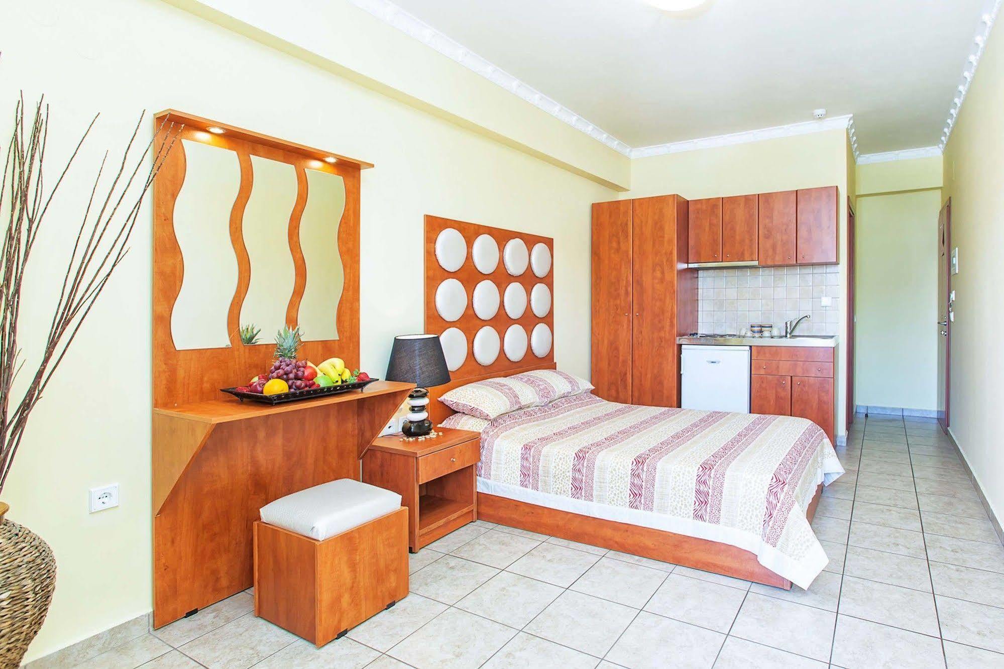 Casa Di Mare Poseidon Apartment Olympiakí Aktí Luaran gambar